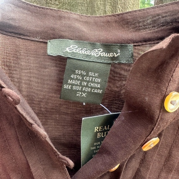 Eddie Bauer Silk Blend Pleated Front Quarter Button Down Front Tunic Blouse - Picture 3 of 6